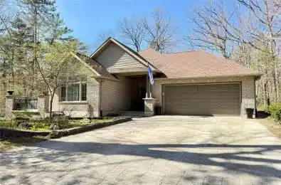 10216 Parkside Crescent Lambton Shores Ontario N0M 1T0