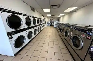 2905 Derry Road Mississauga Ontario L4T 1A6