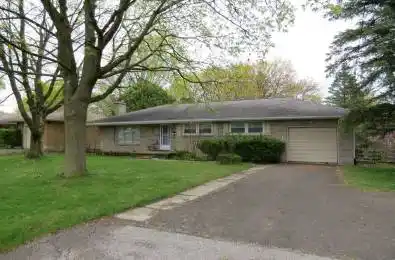 49 Wychwood Parkway London North Ontario N6G 1R4