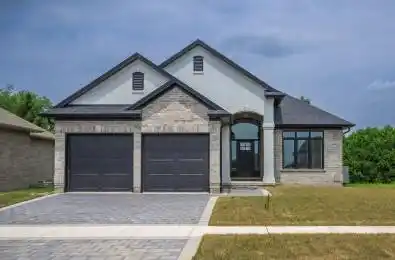 17 SPRUCE Crescent North Middlesex Ontario N0M 2K0