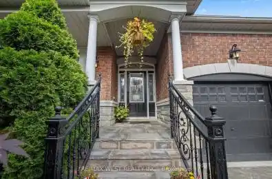 17 Hawkridge Trail Brampton Ontario L6P 2T5