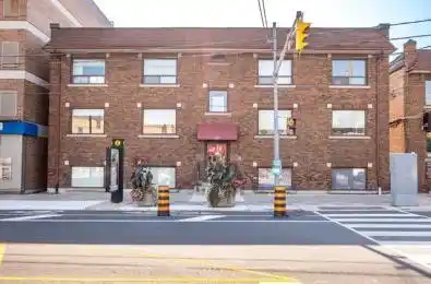 421 Eglinton Avenue Unit# # 4 Toronto C03 Ontario M5N 1A4