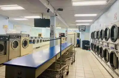 1782 Jane Street Toronto W04 Ontario M9N 2T2