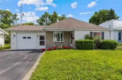 31 CHAFFEY Street Brockville Ontario K6V 4L5