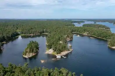 22 A30 & A28 Island N/A The Archipelago Ontario P0G 1K0