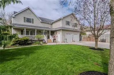 388 Mckellar Street Strathroy-Caradoc Ontario N7G 2Y5