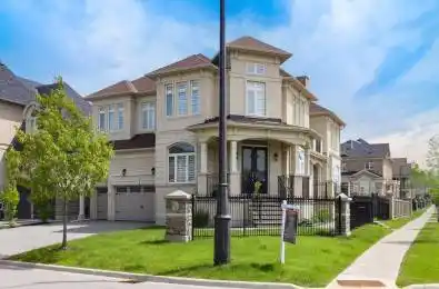 100 Virtue Crescent Vaughan Ontario L4H 4C3