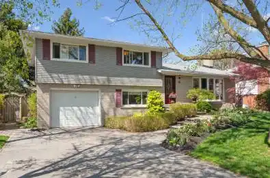 61 Larkspur Crescent Kitchener Ontario N2M 4W8