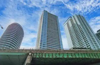 17 Bathurst Street Unit# 1006 Toronto C01 Ontario M5V 0N1