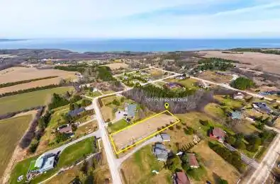 109 Holmes Hill Drive Meaford Ontario N4L 1W6