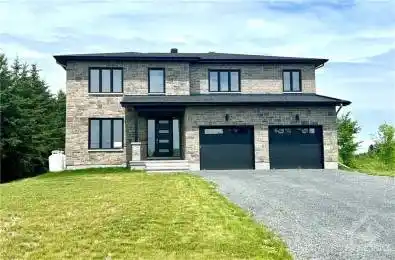 11967 CLOVERDALE Road North Dundas Ontario K0C 2K0