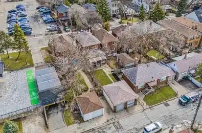560 Atlas Avenue Toronto C03 Ontario M6C 3R4
