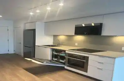 8 Cedarland Drive Unit# 1106 Markham Ontario L6G 0H4