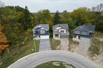 108 CHRISTOPHER Court London South Ontario N5X 3X4
