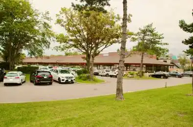 7225 Woodbine Avenue Unit# 111 Markham Ontario L3R 1A3