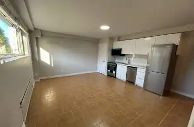 366 Penn Avenue Unit# B7 Newmarket Ontario L3Y 2S9