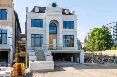 30 Clinton Drive Richmond Hill Ontario L4C 8E2