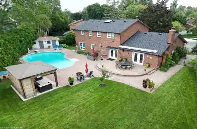 2123 Kawartha Crescent Mississauga Ontario L5H 3P8