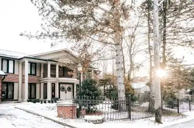 7 Shady Oaks Crescent Toronto C12 Ontario M3C 2L4