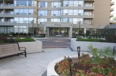 11 Townsgate Drive Unit# 1008 Vaughan Ontario L4J 8G4