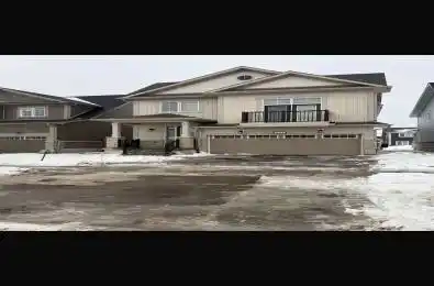 121 Oakmont Drive Loyalist Ontario K0H 1G0