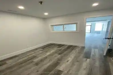 1365 Midway Boulevard Unit# 13 Mississauga Ontario L5T 2J5