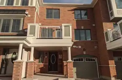 35 Bluegill Crescent Whitby Ontario L1P 0E4