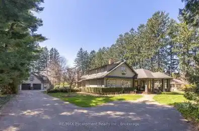 2055 Lakeshore Road Oakville Ontario L6J 1M4