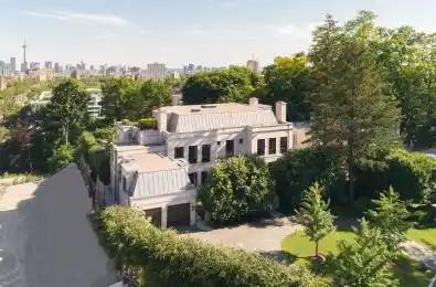 17 Ardwold Gate Toronto C02 Ontario M5R 2W1