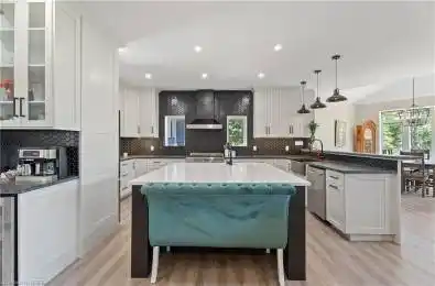 115 Old Rainy Lake Road McMurrich/Monteith Ontario P0A 1Y0