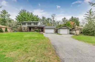 31 Lawrence Avenue Springwater Ontario L9X 0W4