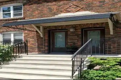 6 Deloraine Avenue Unit# Main floor Toronto C04 Ontario M5M 2A7