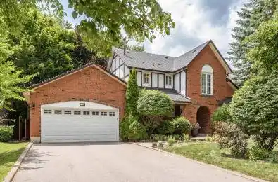 12 Axminster Road Brampton Ontario L6Z 1T1