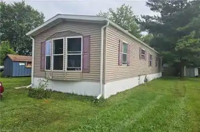 75049 HENSALL Road Unit# 7 Huron East Ontario N0K 1W0