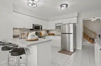 1093 Beaver Valley Crescent Oshawa Ontario L1J 8N4