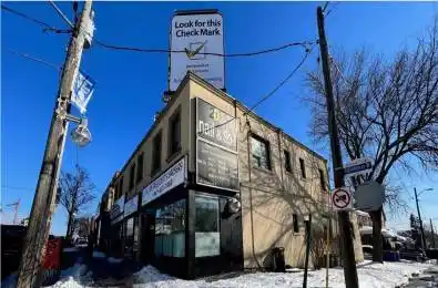 2019-21 Eglinton Avenue Toronto W03 Ontario M6K 2K1