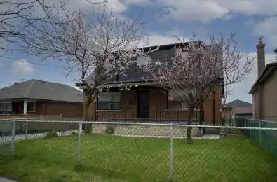 1010 Caledonia Road Toronto W04 Ontario M6B 3Z1
