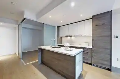 488 University Avenue Unit# 4501 Toronto C01 Ontario M5G 0C1