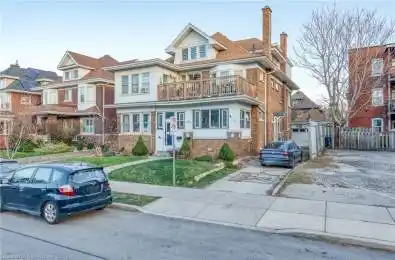 93 Barnesdale Boulevard Hamilton Ontario L8M 2V5