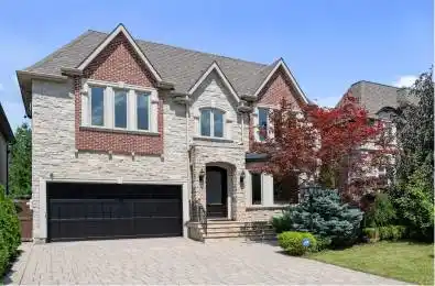 242 Parkview Avenue Toronto C14 Ontario M2N 3Z1