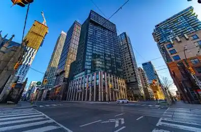60 Shuter Street Unit# 2006 Toronto C08 Ontario M5B 0N7