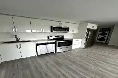 15 Walmer Road Unit# 402 Toronto C02 Ontario M5R 2X1