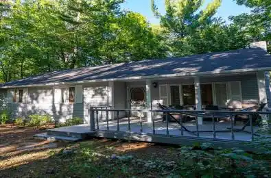 10262 Oakburn Court Lambton Shores Ontario N0M 1T0