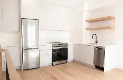 15 Whitaker Avenue Unit# B Toronto C01 Ontario M6J 1A2