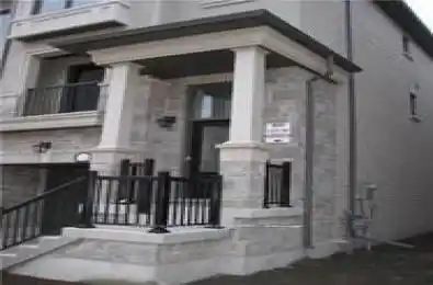 1145 Beachcomber Road Mississauga Ontario L5G 0B4