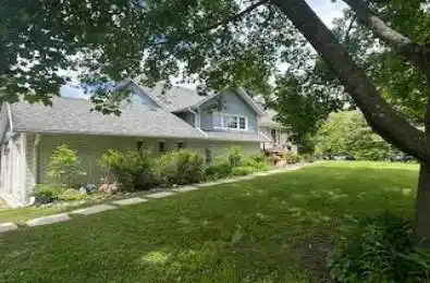 19 Gallowood Trail Adjala-Tosorontio Ontario L0M 1J0