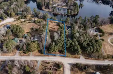 18 SHELLWOOD SHORES Avenue Huntsville Ontario P1H 2M4