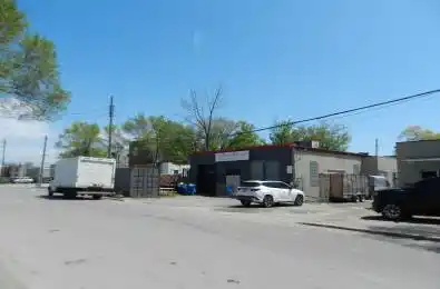 21 Raleigh Avenue Unit# 3 Toronto E04 Ontario M1K 1A1