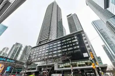 65 Bremner Boulevard Unit# 3610 Toronto C01 Ontario M5J 0A7
