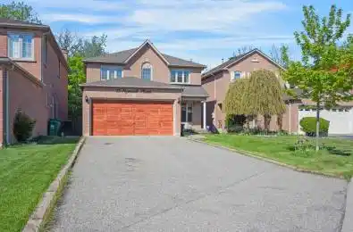 15 Nymark Place Brampton Ontario L6S 5T5